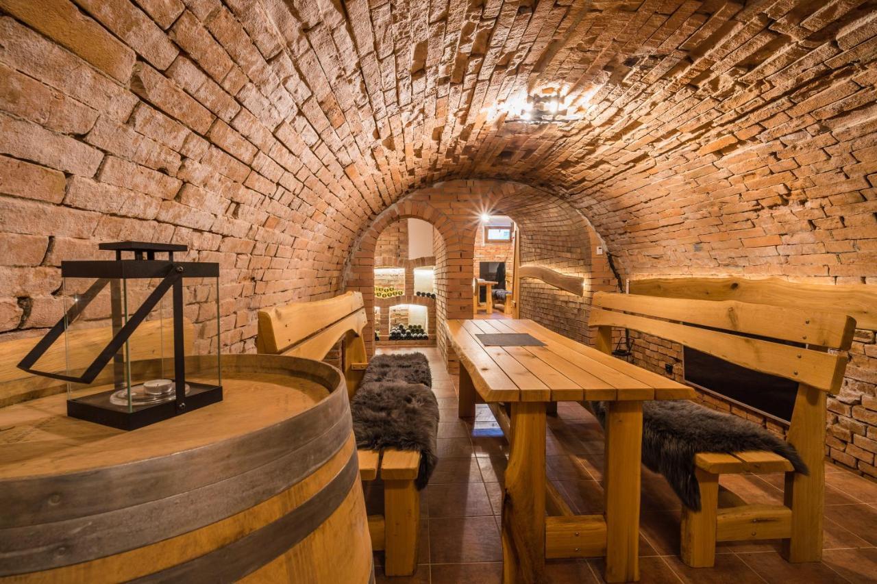 Vinoza - Ubytovani A Vinny Sklep Velke Bilovice Rulandova Zewnętrze zdjęcie